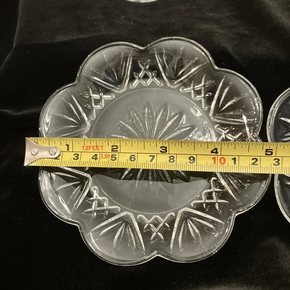 VTG Clear Pressed Glass Starburst Star Scalloped Edges Saucer Plates 5” Set of 4